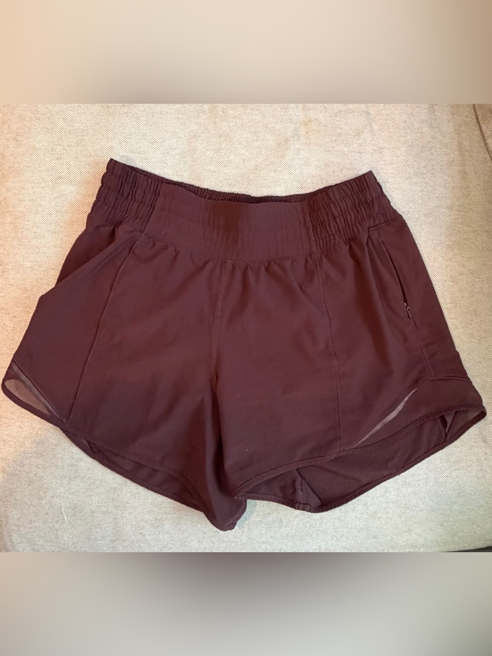 Lululemon size 4 brown shorts
